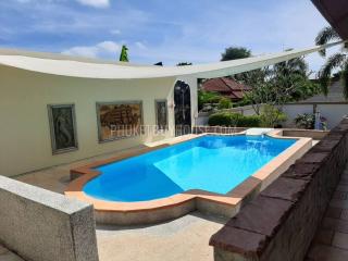 CHA6709: Spacious Villa for Sale in Chalong Area