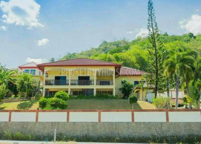 CHA6708: Cozy Villa for Sale in Chalong