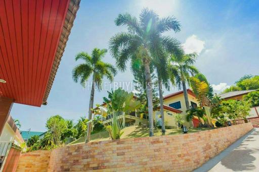 CHA6708: Cozy Villa for Sale in Chalong