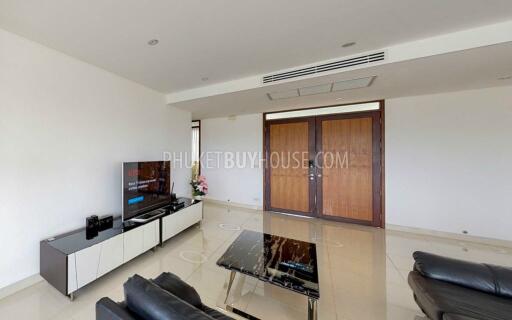 SUR6578: Penthouse with Pool for Sale in Surin