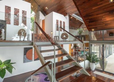 816 ตรม., 5 ห้องนอน บ้าน ราคา ฿ 192,340,000