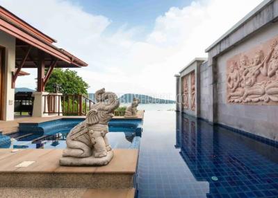 PAT6502: Luxury Villa with Sea View in Patong