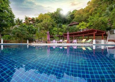 PAT6502: Luxury Villa with Sea View in Patong