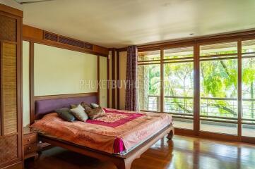 SUR6464: Luxury Villa with Sea View in Surin Area