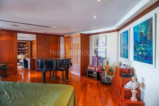 SUR6464: Luxury Villa with Sea View in Surin Area