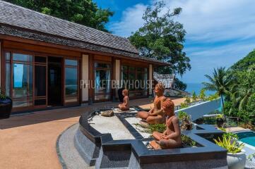 SUR6464: Luxury Villa with Sea View in Surin Area