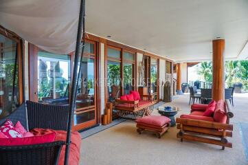 SUR6464: Luxury Villa with Sea View in Surin Area