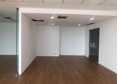 For Rent Bangkok Office Rachadapisek MRT Thailand Cultural Centre Huai Khwang