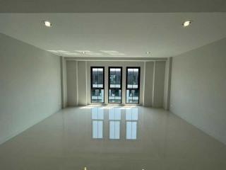 For Rent Bangkok Home Office Sukhumvit 77 BTS Srinuch Prawet