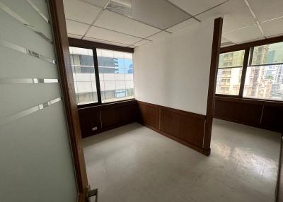 For Rent Bangkok Office Sukhumvit 21 BTS Asok MRT Sukhumvit Watthana