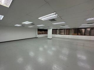 For Rent Bangkok Office Sukhumvit 21 BTS Asok MRT Sukhumvit Watthana