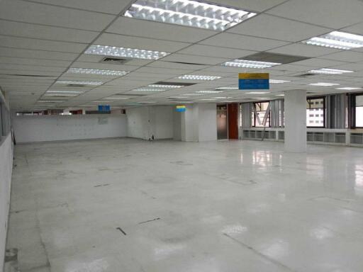 For Rent Bangkok Office Sukhumvit 21 BTS Asok MRT Sukhumvit Watthana