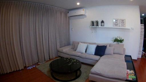 For Sale and Rent Bangkok Condo Srivara Mansion 1 Ratchadaphisek MRT Huai Kwang Din Daeng