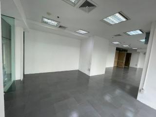 For Rent Bangkok Office Phetchaburi BTS Asok MRT Phetchaburi Ratchathewi