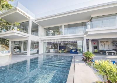 PAT6367: Exquisite Villa in Patong Beach