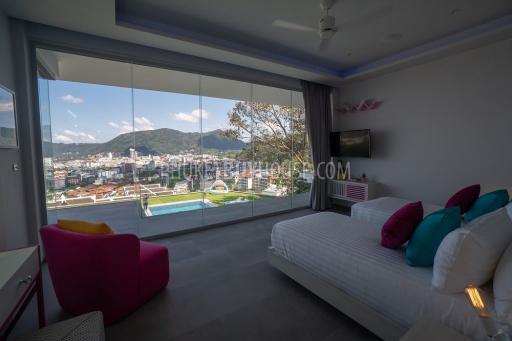 PAT6367: Exquisite Villa in Patong Beach