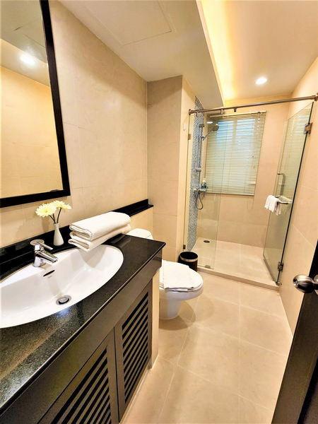 For Rent Bangkok Condo Sathorn Gallery Residences Pan BTS Sant Louis Bang Rak