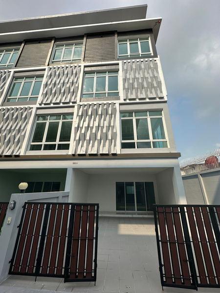 For Sale and Rent Bangkok Home Office Sukhumvit BTS Punnawithi Phra Khanong