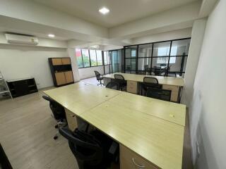 For Rent Bangkok Office Sukhumvit BTS Thong Lo Watthana