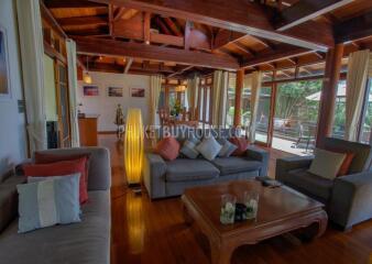 SUR6319: Western Style Villa in Surin Beach