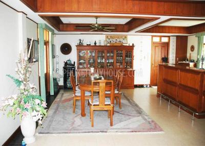 NAI6314: Fantastic Four Bedroom Villa in Nai Harn