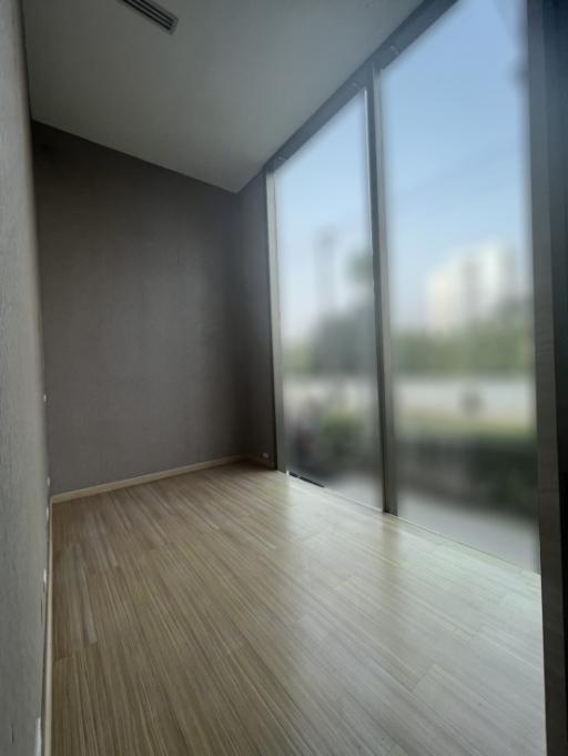 For Rent Bangkok Retail Sukhumvit BTS Phrom Phong Watthana