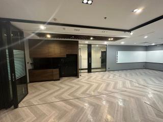 For Rent Bangkok Office Wireless BTS Phloen Chit Pathum Wan