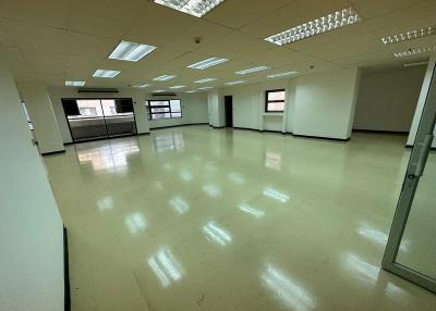 For Rent Bangkok Office Langsuan BTS Chit Lom Pathum Wan