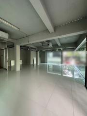 For Rent Bangkok Retail Silom BTS Sala deang Bang Rak