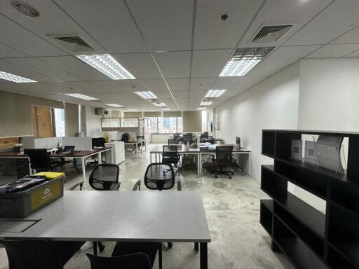 For Rent Bangkok Office Sukhumvit BTS Thong Lo Watthana