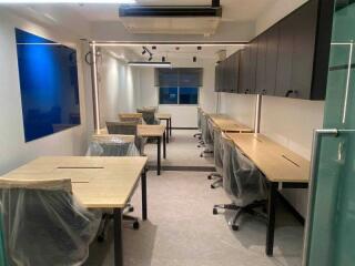 For Rent Bangkok Office Sukhumvit BTS Thong Lo Watthana