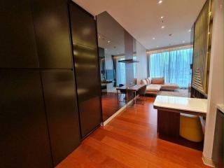 For Sale and Rent Bangkok Condo Khun by Yoo Sukhumvit 55 BTS Thong Lo Watthana