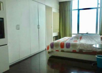 For Sale Bangkok Condo Baan Sathorn Chao Phraya Charoen Krung Klong San