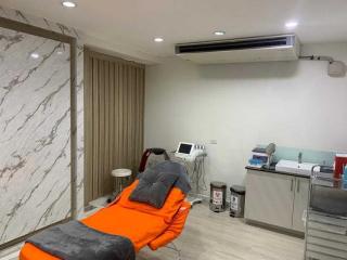 For Rent Bangkok Retail Sukhumvit BTS Phloen Chit Watthana