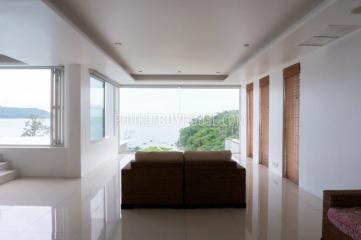 KAT6255: Luxury Penthouse on the 1-st Line with a Fantastic Sea View of Kata Bay