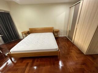 For Rent Bangkok Condo Baan Suanpetch Sukhumvit 39 BTS Phrom Phong Watthana