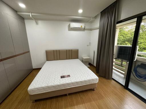 For Rent Bangkok Condo Baan Suanpetch Sukhumvit 39 BTS Phrom Phong Watthana