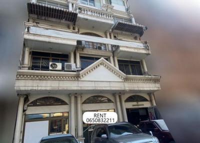 For Rent Bangkok Shophouse Sukhumvit BTS Nana Watthana