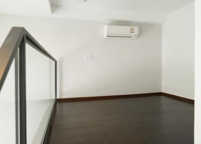 For Sale Bangkok Condo C Ekkamai Sukhumvit 63 BTS Ekkamai Watthana