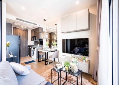 For Rent Bangkok Condo Ashton Asok Sukhumvit 21 BTS Asok MRT Phra Ram 9 Wattana