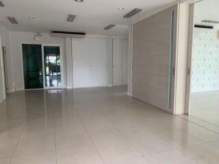 For Rent Samut Prakan Home Office Biztown Rama 3-Suksawat Suksawat	 Phra Pradaeng