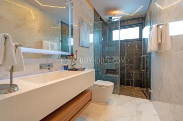 RAW6227: Elegant Modern Villa within Walking Distance to the Sea in Rawai Area