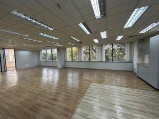 For Rent Bangkok Office Wireless BTS Phloen Chit Pathum Wan