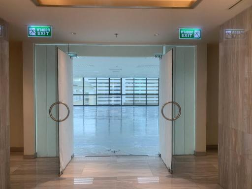 For Rent Bangkok Office Sathon BTS Sala Daeng MRT Lumpini Bang Rak