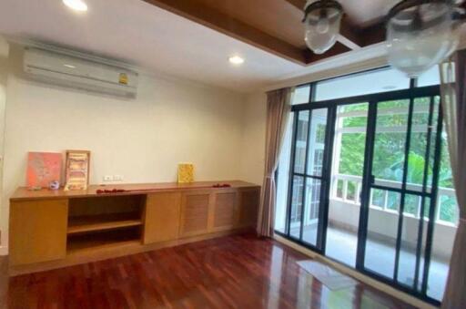 For Sale Bangkok Condo Baan Chan Thonglor 20 BTS Thong Lo Watthana