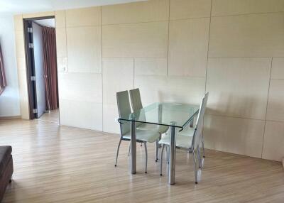 For Rent Bangkok Condo PWT Mansion Sukhumvit 16 BTS Phrom Phong MRT Queen Sirikit National Convention Center Khlong Toei