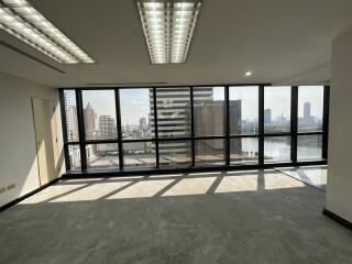 For Rent Bangkok Office Rachadapisek BTS Asok MRT Sukhumvit Khlong Toei