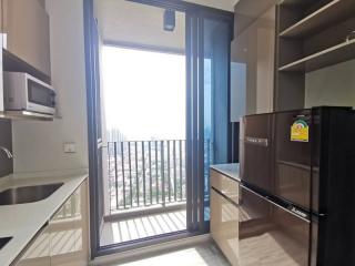 For Sale Bangkok Condo Whizdom Essence Sukhumvit BTS Punnawithi Phra Khanong