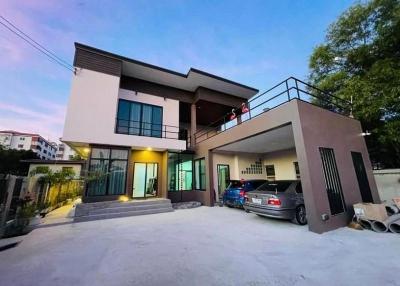 For Sale Bangkok Single House Permsin Sai Mai