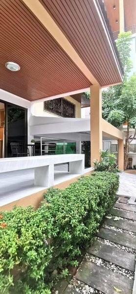For Rent Bangkok Single House Narathiwas BTS Chong Nonsi Sathorn